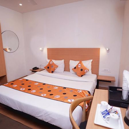 Hotel Mira Residency- Outer Ring Road, Paschim Vihar Nova Deli Exterior foto