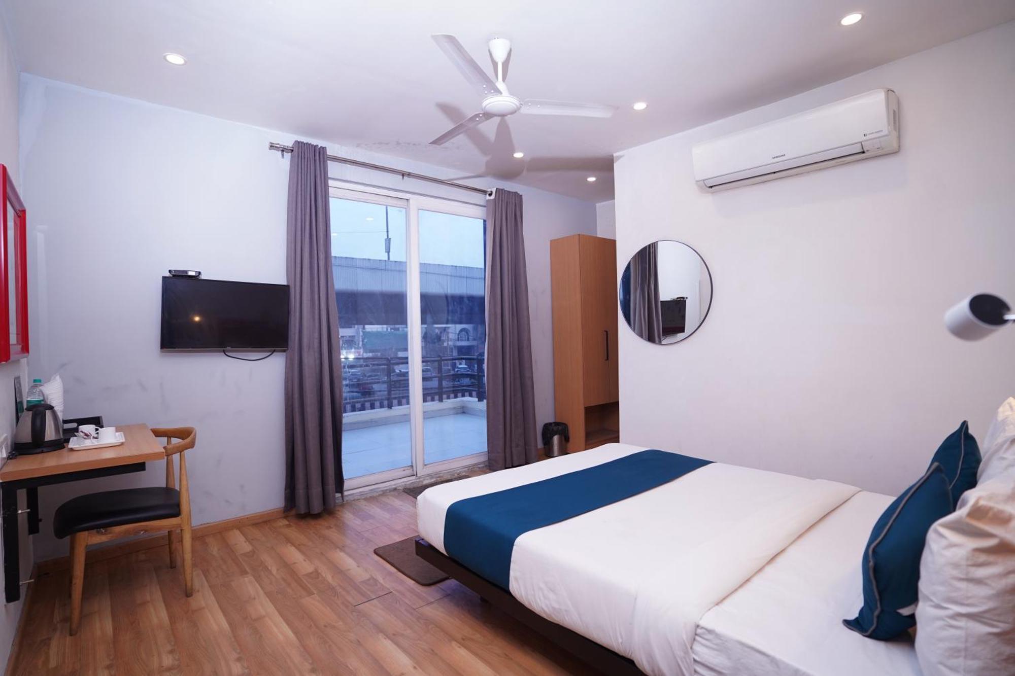 Hotel Mira Residency- Outer Ring Road, Paschim Vihar Nova Deli Exterior foto