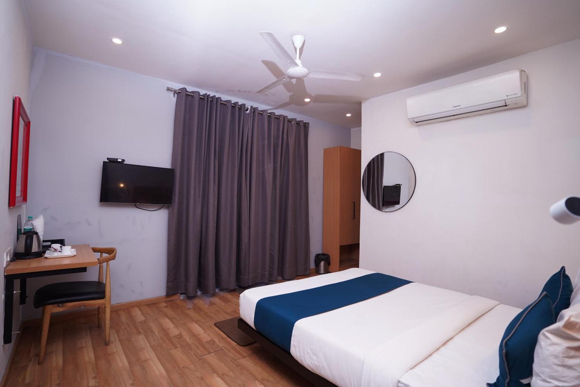 Hotel Mira Residency- Outer Ring Road, Paschim Vihar Nova Deli Exterior foto