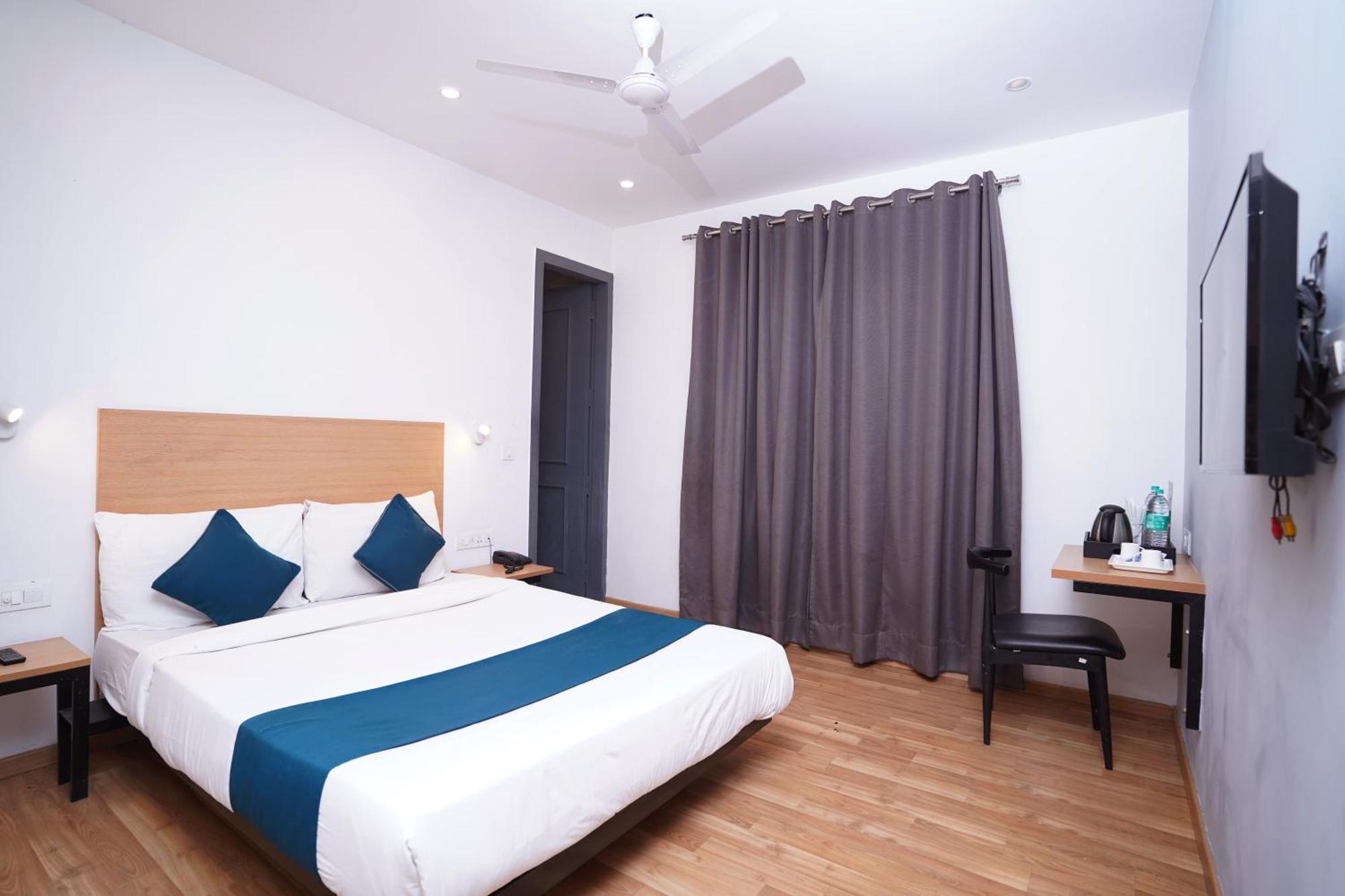 Hotel Mira Residency- Outer Ring Road, Paschim Vihar Nova Deli Exterior foto