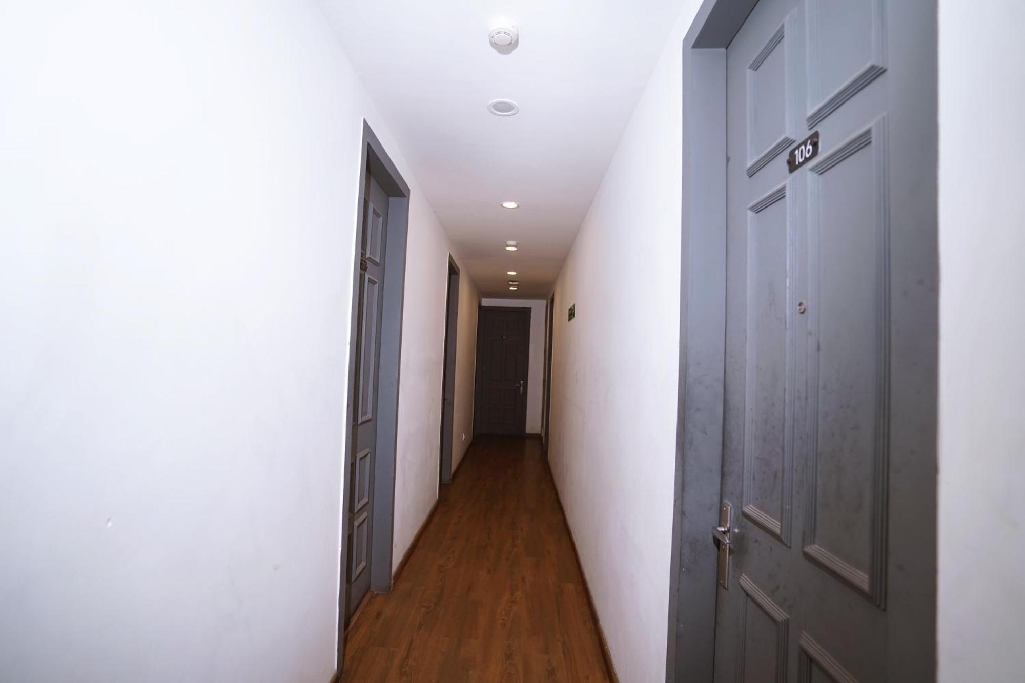 Hotel Mira Residency- Outer Ring Road, Paschim Vihar Nova Deli Exterior foto